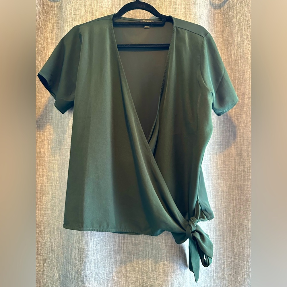 Ann Taylor wrap top
